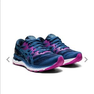ASICS Women's GEL-Nimbus 23 Running Shoes